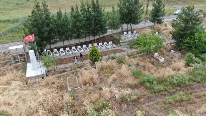 Anneler Günü, Dürümlü Şehitlerinin Yıldönümünde Ailelerinin Acısını Katladı