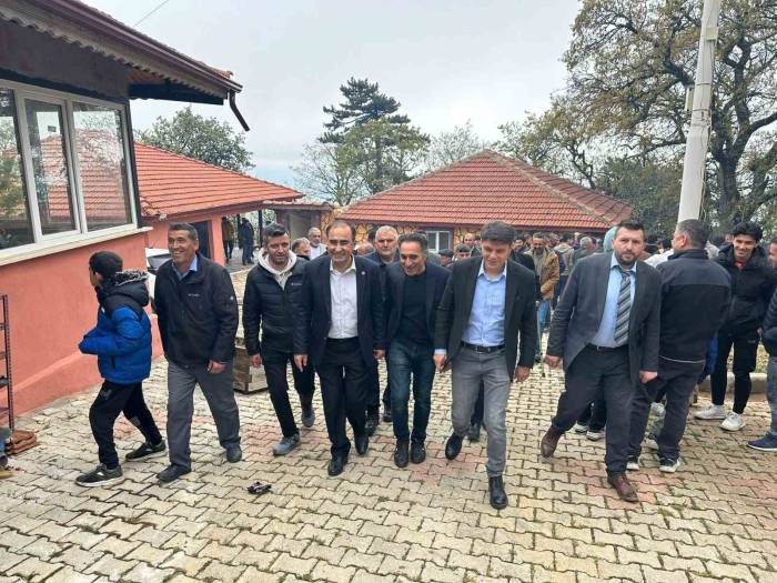 Akharım’da Vatandaşlar Yağmur Duasına Çıktı