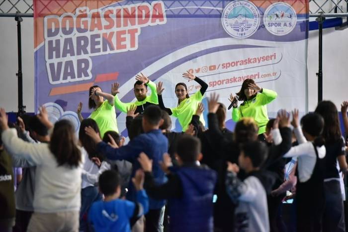 Büyükşehir Spor Aş’den Pınarbaşı’nda Çocuk Şenliği