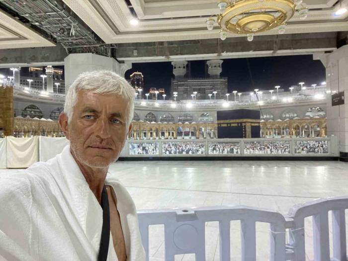 Üsküp’ten Bisikletle Yola Çıkan Hacı Adayları Mekke’de