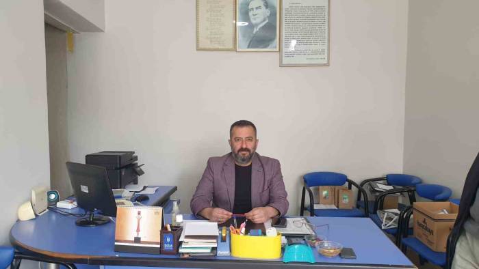 Orhaneli Muhtarlar Derneği’nde Görev Değişimi