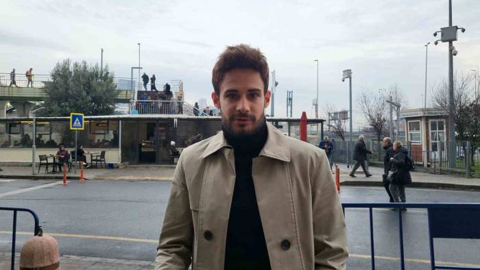 Eski Sevgilisine Zorla Not Okutturup Video Çektiği İddia Edilen Oyuncu Batuhan Karacakaya’ya Beraat