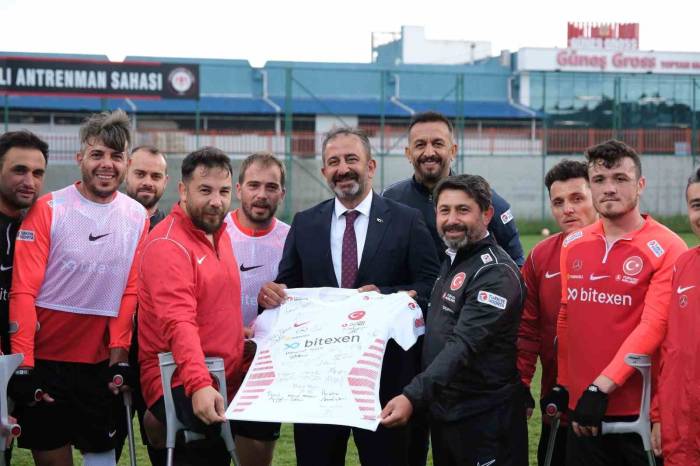 Ampute Futbol Milli Takımı Fransa Yolcusu