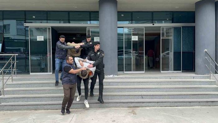 Bursa’da ’çağrı Merkezi’ Operasyonundan Nefes Kesen Görüntüler