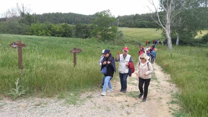Tarihi Alan Kılavuzlarına Sahada Teorik Eğitim