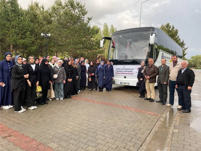 Erzincan’da Okuyan Üniversite Öğrencilerine Bayburt Tanıtıldı