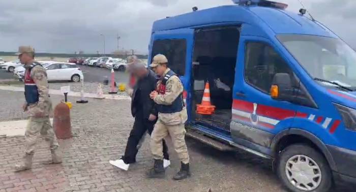 Kars’ta 1 Kişinin Makatından Uyuşturucu Çıktı