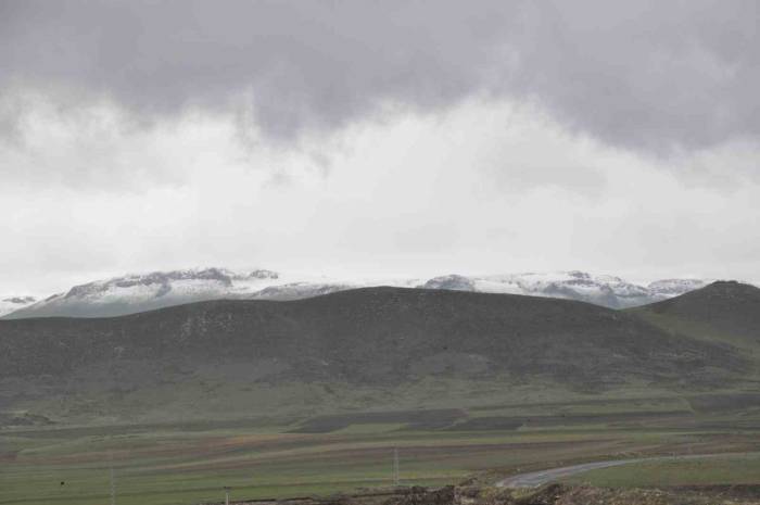 Kars’ta Yağışlı Hava Etkisini Sürdürüyor