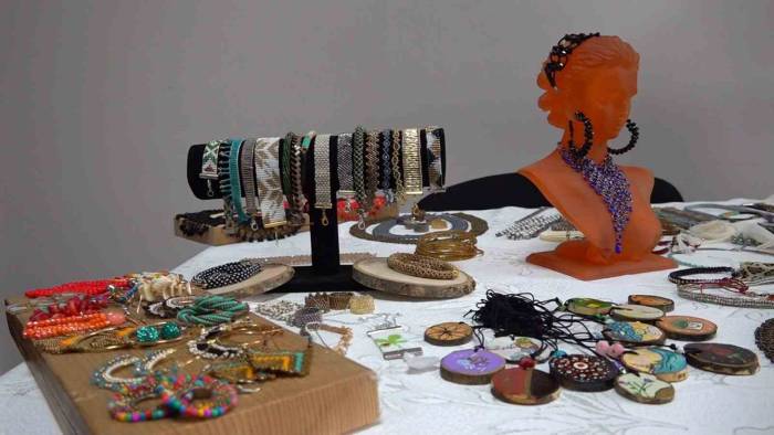 Kartepeli Kadınlardan Harika Takılar