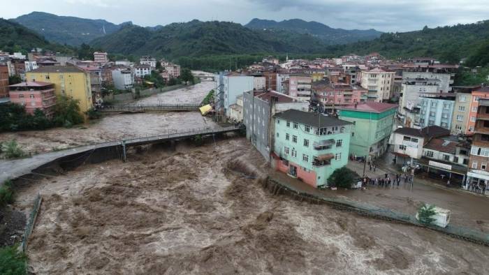 Samsun’da Sel Ve Taşkınlara Karşı 5 Milyar Tl’lik Yatırım