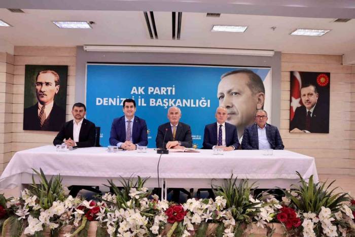 Yerel Yönetimler Başkanı Yılmaz, Ak Parti Denizli Teşkilatlarıyla Değerlendirme Yaptı