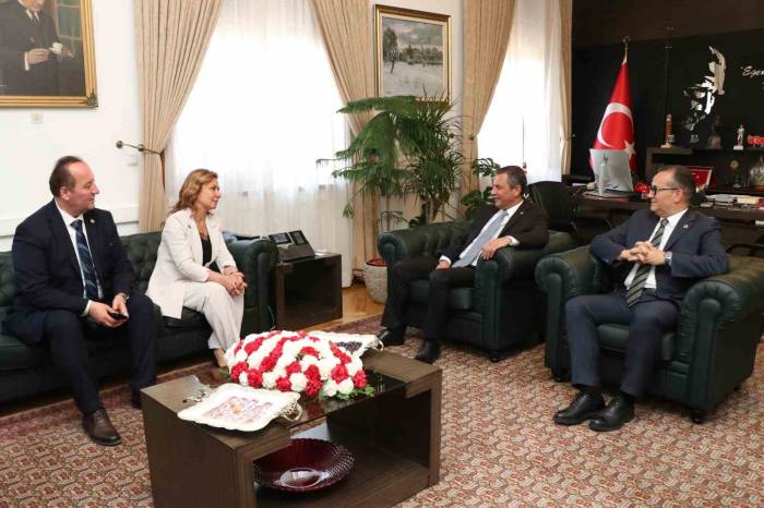 Başkan Köse’den Özel’e Ziyaret