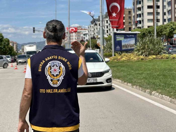 Bursa’da Eş Zamanlı ’kapan-1’ Uygulaması