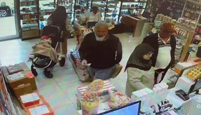 Eczaneye Bebek Arabasıyla Geldi Bin 500 Tl’lik Güneş Kremi Çaldı