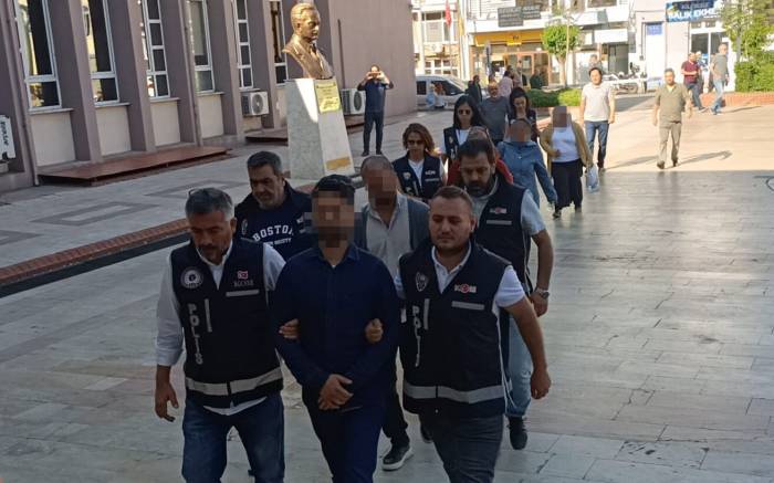 Aydın’da "Kıskaç-15" Operasyonu Şüphelileri Adliyeye Sevk Edildi