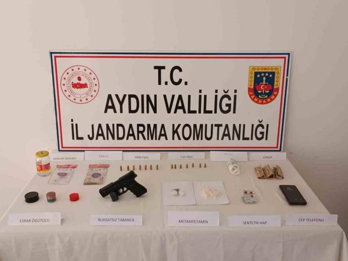 Jandarma’nın Üç Aylık Takibi Sonuç Verdi, Uyuşturucu Örgütü Çökertildi