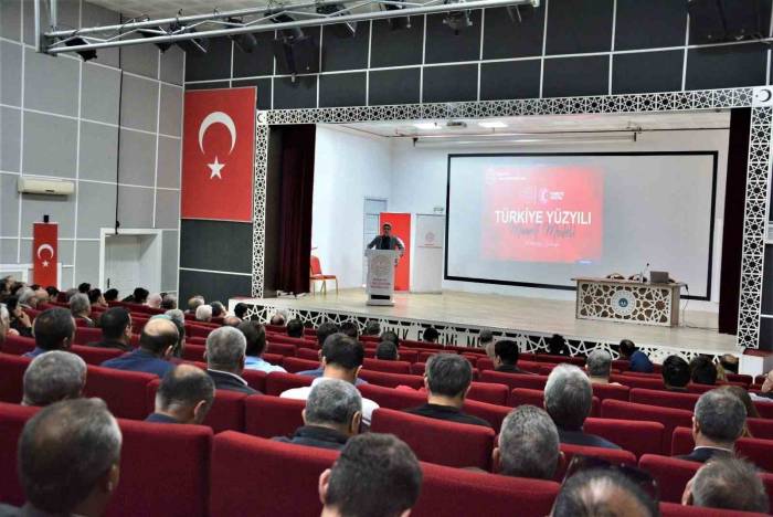 Malatya’da, "Türkiye Yüzyılı Maarif Modeli" Müfredatı Hakkında Bilgilendirme Toplantısı