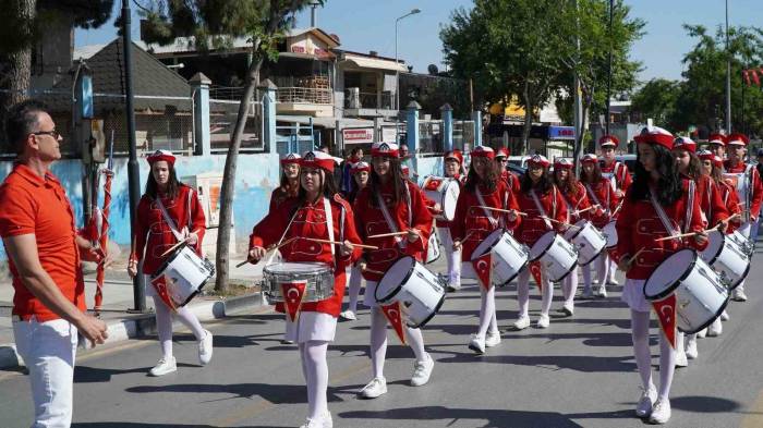 Manisa’da Gençlik Haftası Etkinlikleri Başladı