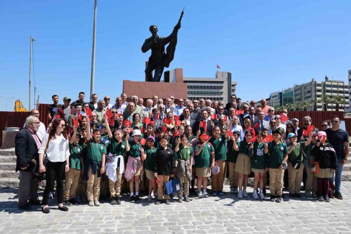 Şehit Gazeteci Hasan Tahsin Unutulmadı