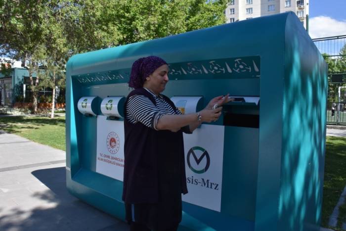 Başkan Çolakbayrakdar, “Geri Dönüşümle Geleceği Ve Doğayı Koruyoruz”