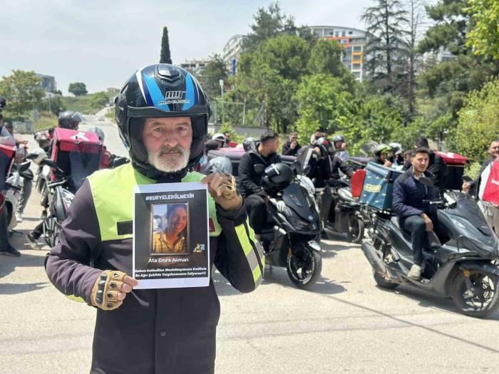 Bursa’da Motokuryeler Ata Emre Akman İçin Kontak Kapattı