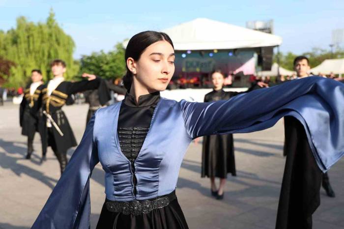 Düfest 2024’ün Renkli Görüntülere Sahne Oluyor