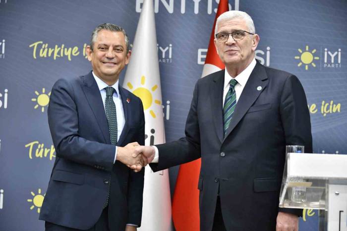 İyi Parti Lideri Dervişoğlu, Chp Genel Başkanı Özel’le Görüştü