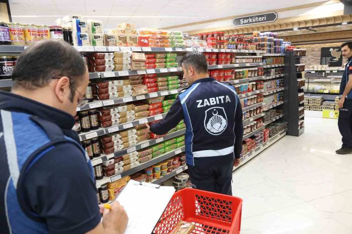 Serdivan’da Marketlere Denetim