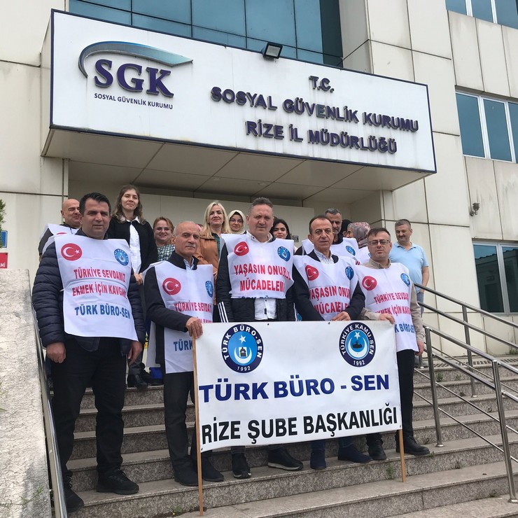 turk-buro-sen-rize-subesi-sgk-personelinin-sorunlarina-dikkat-cekti-2.jpg