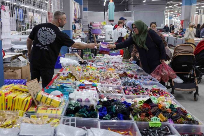 Ümraniyeliler Yeni Kapalı Pazardan Memnun: “Avm’yi Aratmıyor”