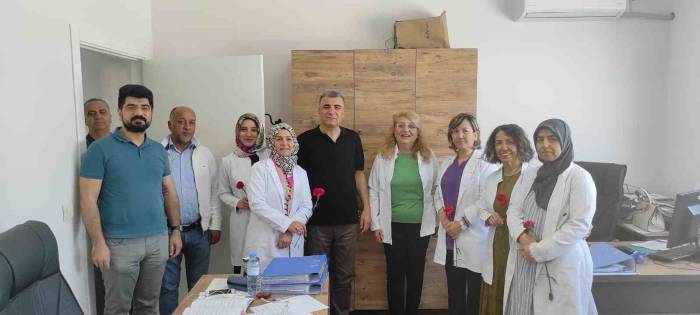 Başhekim Karakuş, Hemşireler Haftasını Kutladı