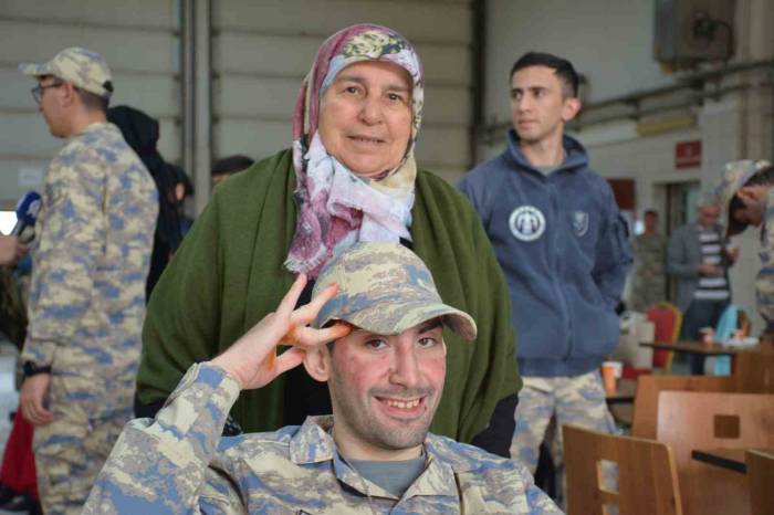 Ankara’da 21 Engelli Genç Temsili Askerlik Yaptı