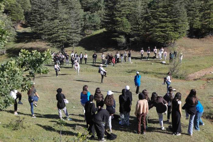 Genç İlçesinde Doğa Yürüyüşü Etkinliği