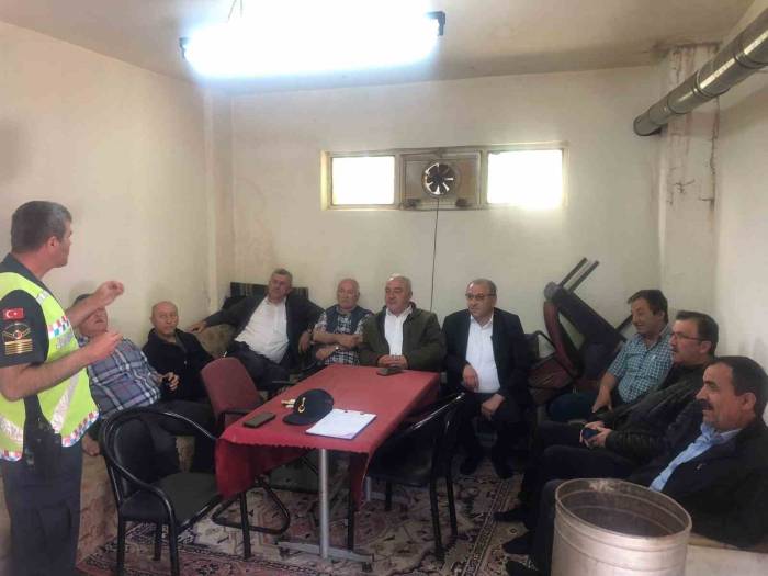 Her Gün Kilometrelerce Yol Kateden Şoförler Bilgilendirildi