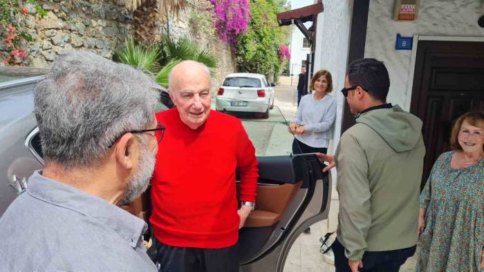 Çetin Doğan, Bodrum’daki Evine Geldi