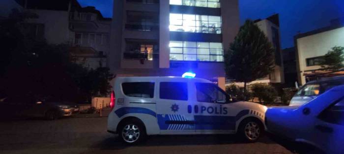 Husumetlisini Atölyede Bıçakla Ağır Yaraladı