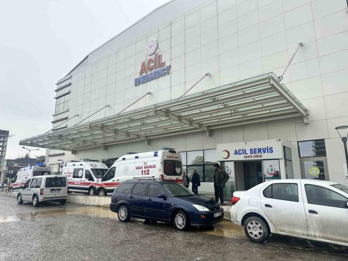 Nefes Borusuna Yemek Takılan Öğretmen Öldü