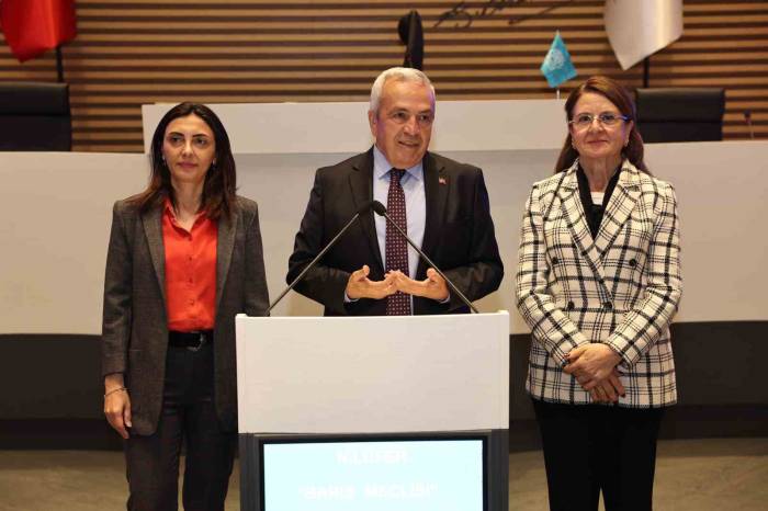 Mahalle Kadın Derneklerinden Şadi Özdemir’e Ziyaret