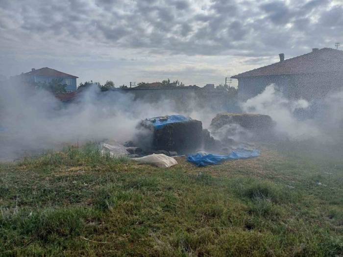 Alaca’da Saman Balyaları Alev Alev Yandı