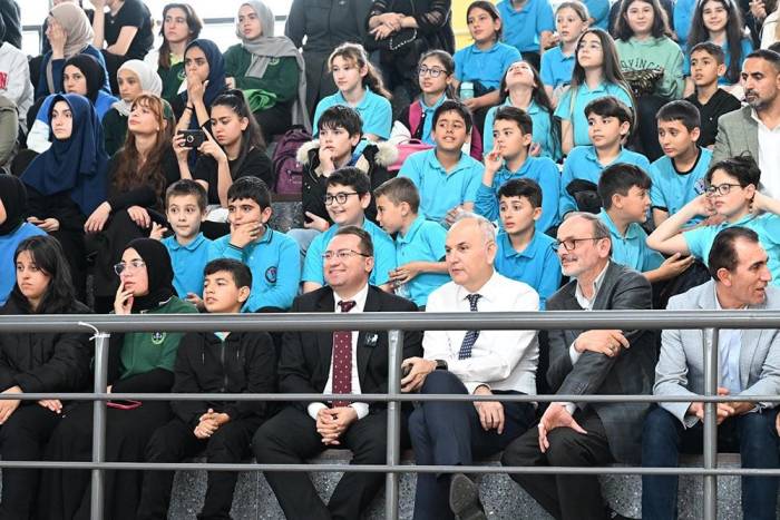 "okullar Arası Masa Tenisi Turnuvası”nda Dereceye Girenlere Ödülleri Verildi