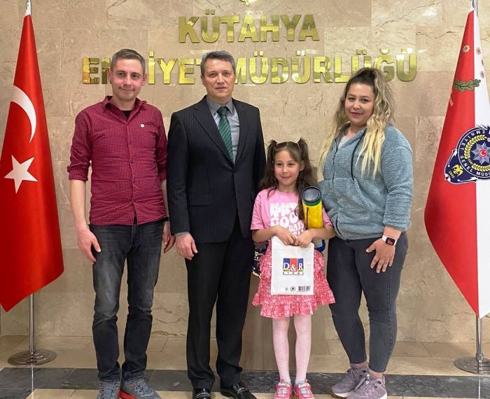 Kütahya İl Emniyet Müdürü Hakan Sıralı’nın Misafiri Minik İkra