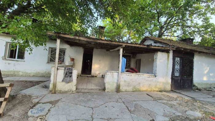 Tabancayla Oynarken Ablasının Ölümüne Neden Oldu