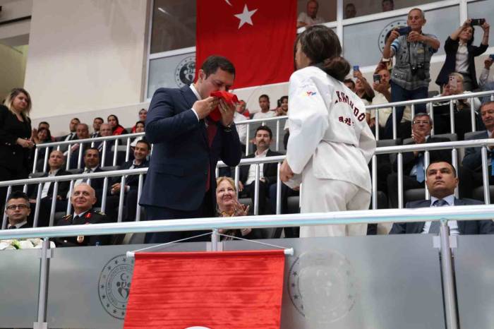 Depremin Vurduğu Hatay’da 19 Mayıs Coşkusu