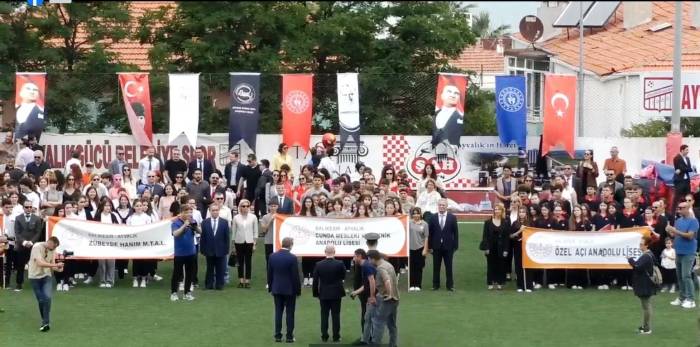 Ayvalık’ta Sönmeyen 19 Mayıs Coşkusu