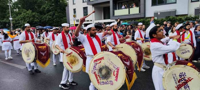 "Berlin Kültürler Karnavalı" Renkli Görüntülere Sahne Oldu