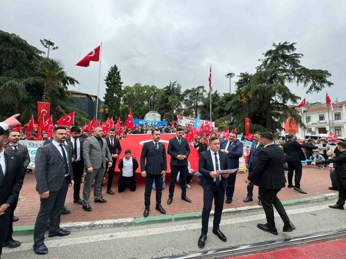 Bursa Ülkü Ocaklarından 19 Mayıs Yürüyüşü