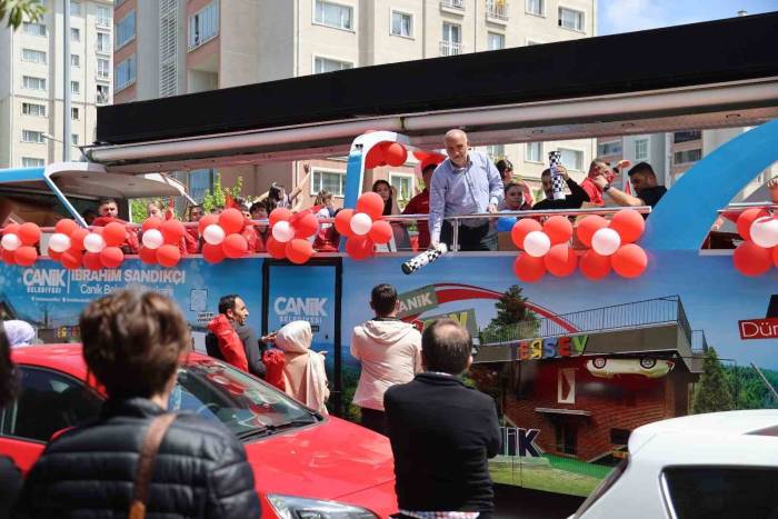 Canik’te 19 Mayıs Coşkusu