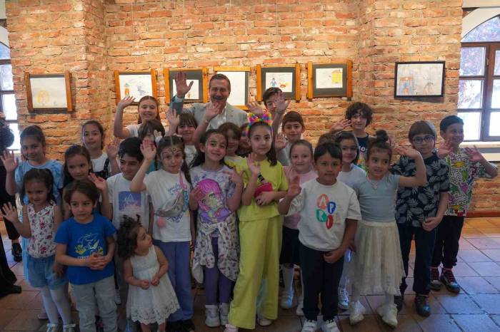 Başkan Ataç: “Çocuklarımızla Birlikte Atatürk’ümüzün Çizdiği Yolda Yürüyeceğiz”