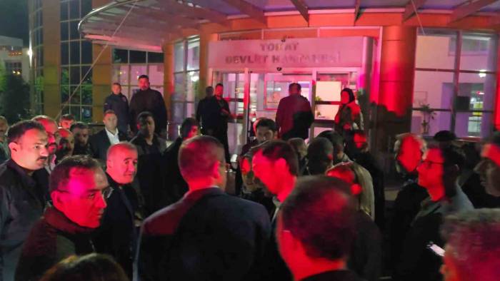 Vali Hatipoğlu: "Ampute Olan Yaralılarımız Var Ama Yaralıların Genel Durumları İyi"