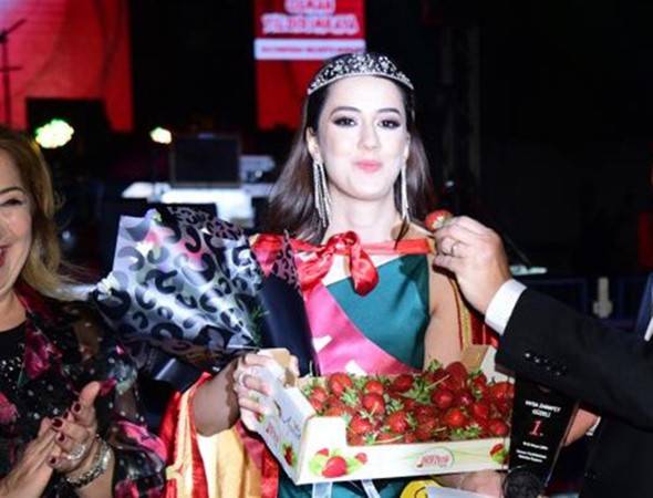 Hatay’da Depremi Yaşadı, Aydın’da ’festival Güzeli’ Seçildi